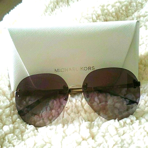 NWT Michael Kors Sydney Aviator Sunglasses - Picture 1 of 13